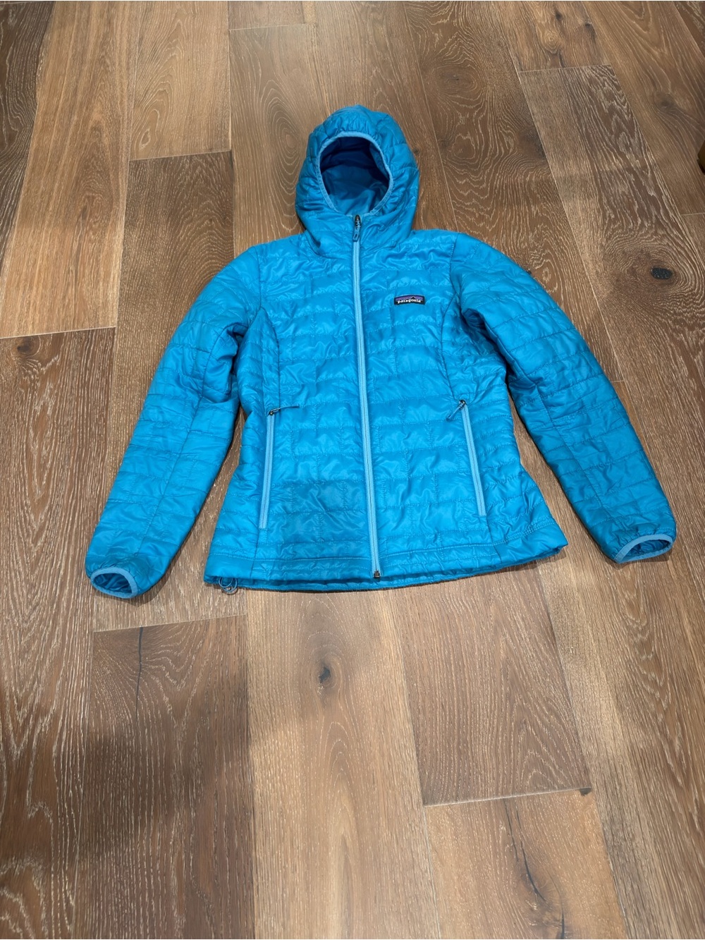 Patagonia Womens Insulated Hooded Jacket Blue XS